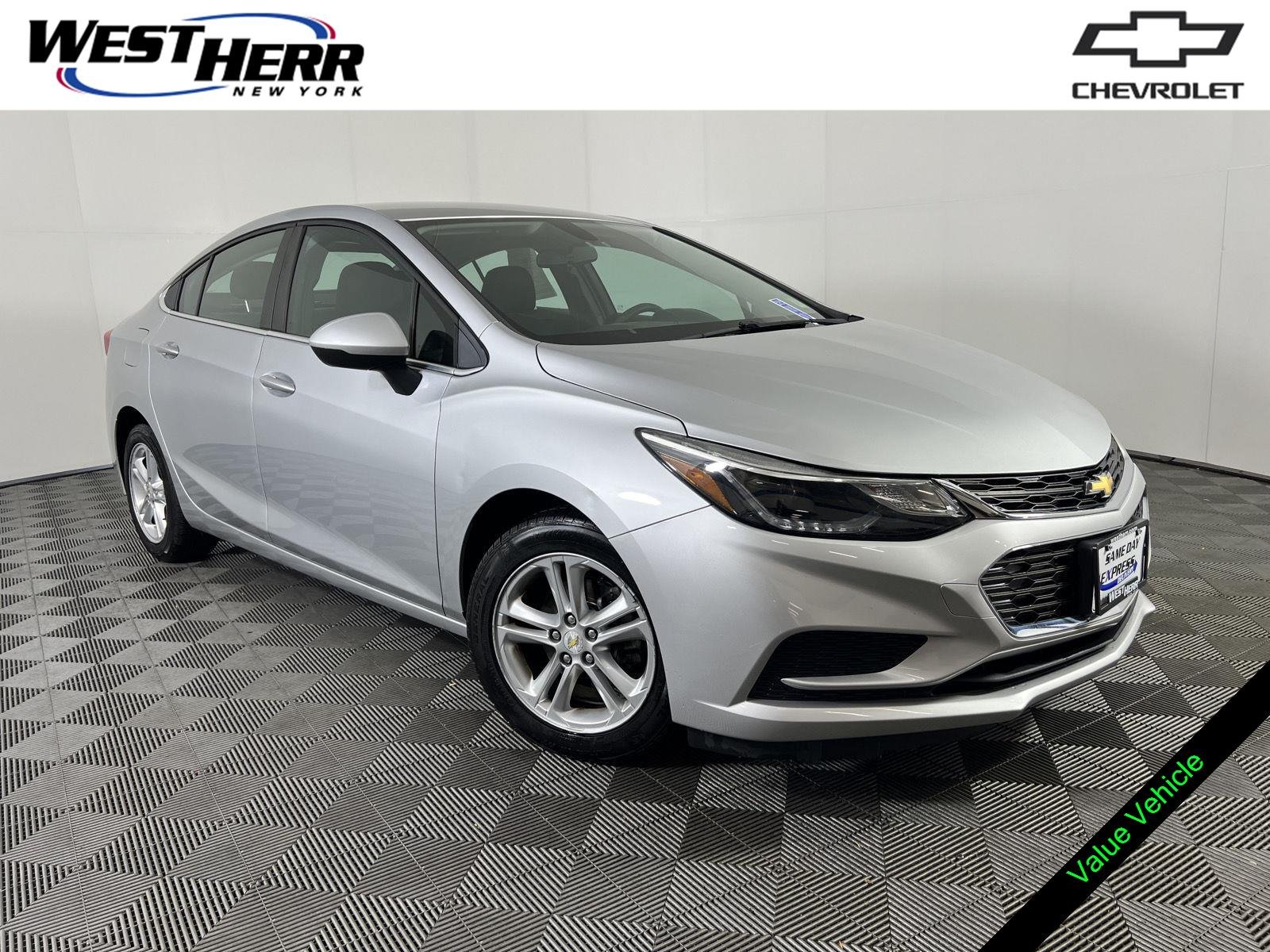 Used 2016 Silver Ice Metallic Chevrolet LT image 1