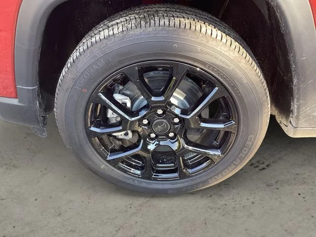 New 2026 Pearl Jeep LATITUDE ALTITUDE 4X4 image 15