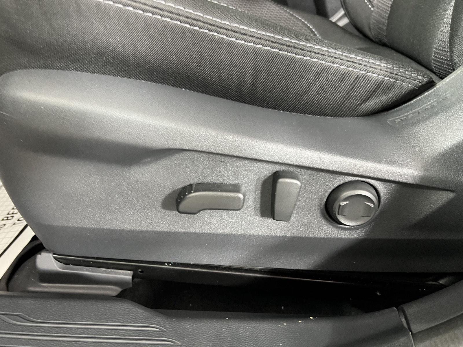 2025 Subaru Outback Premium - Photo 16