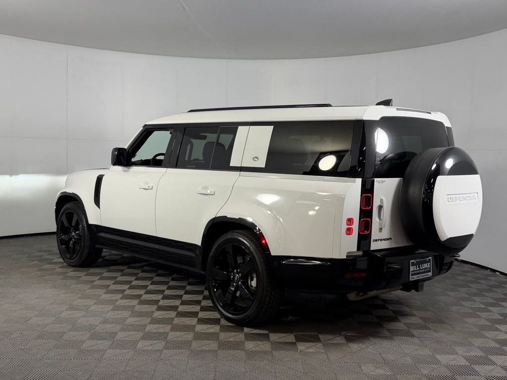 2024 Land Rover Defender X-Dynamic SE - Photo 7