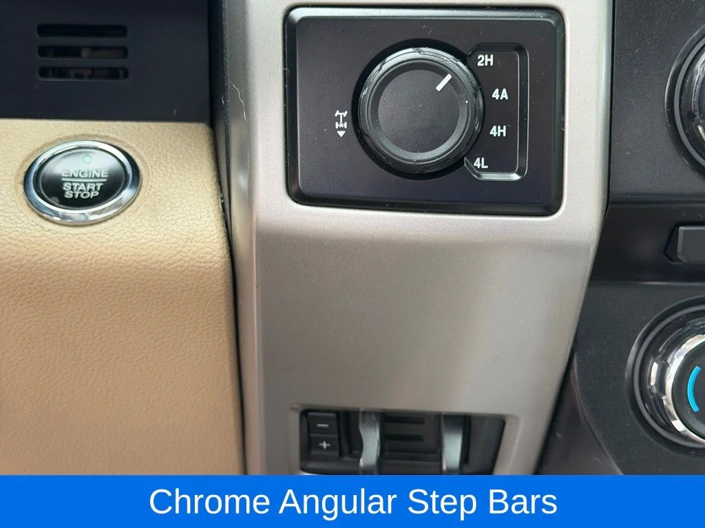 Used 2015 White Ford Lariat image 33