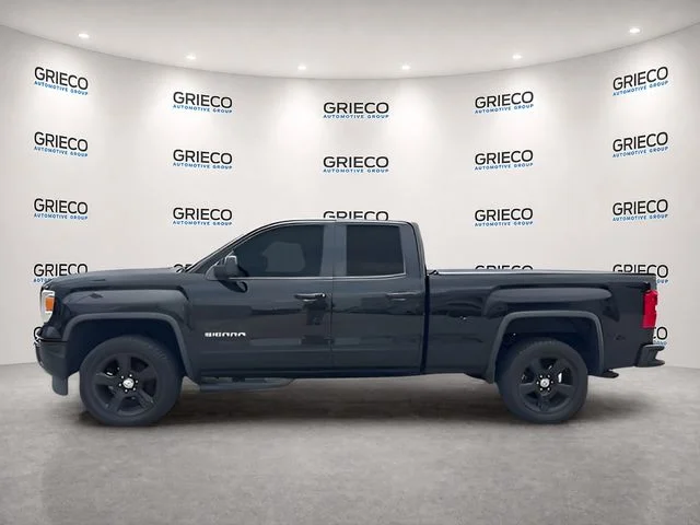 Used 2015 Black GMC Base image 4