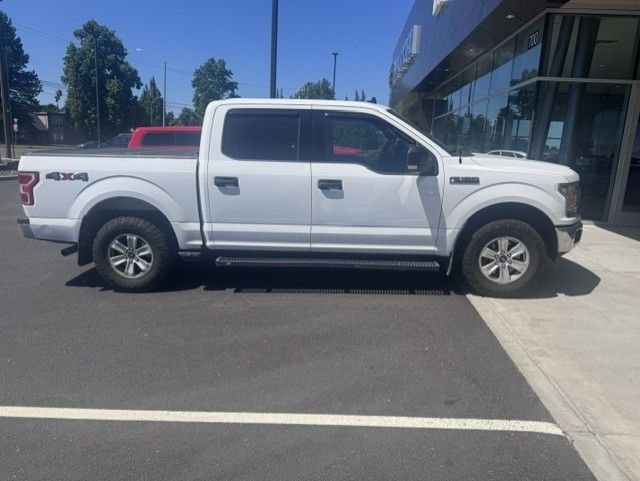 Used 2019 Oxford White Ford XLT image 4