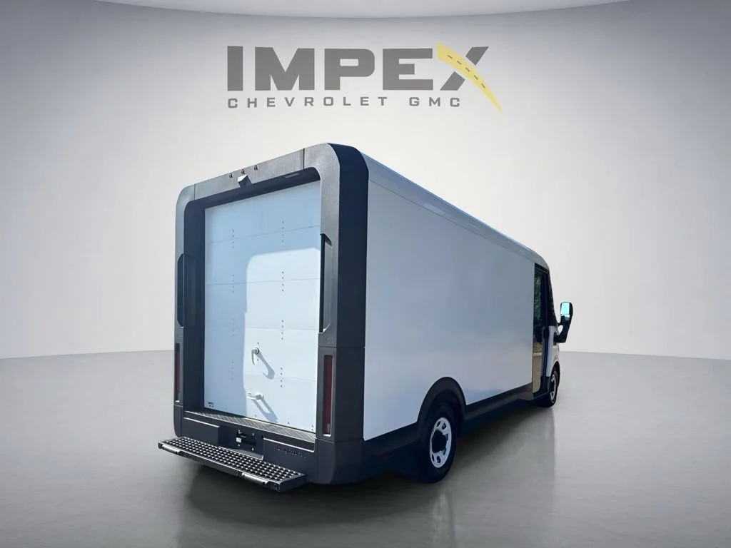Used 2024 Oyster White BrightDrop EJY image 11