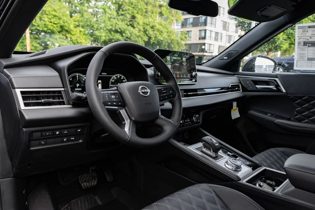 New 2026 Black Nissan Platinum image 24