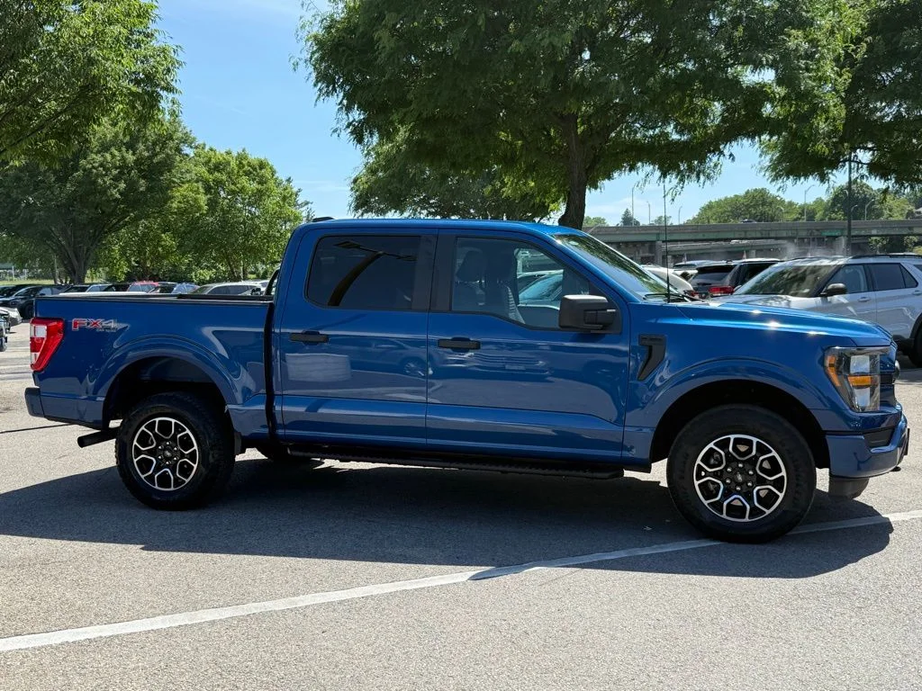 Used 2023 Blue Ford XL image 5