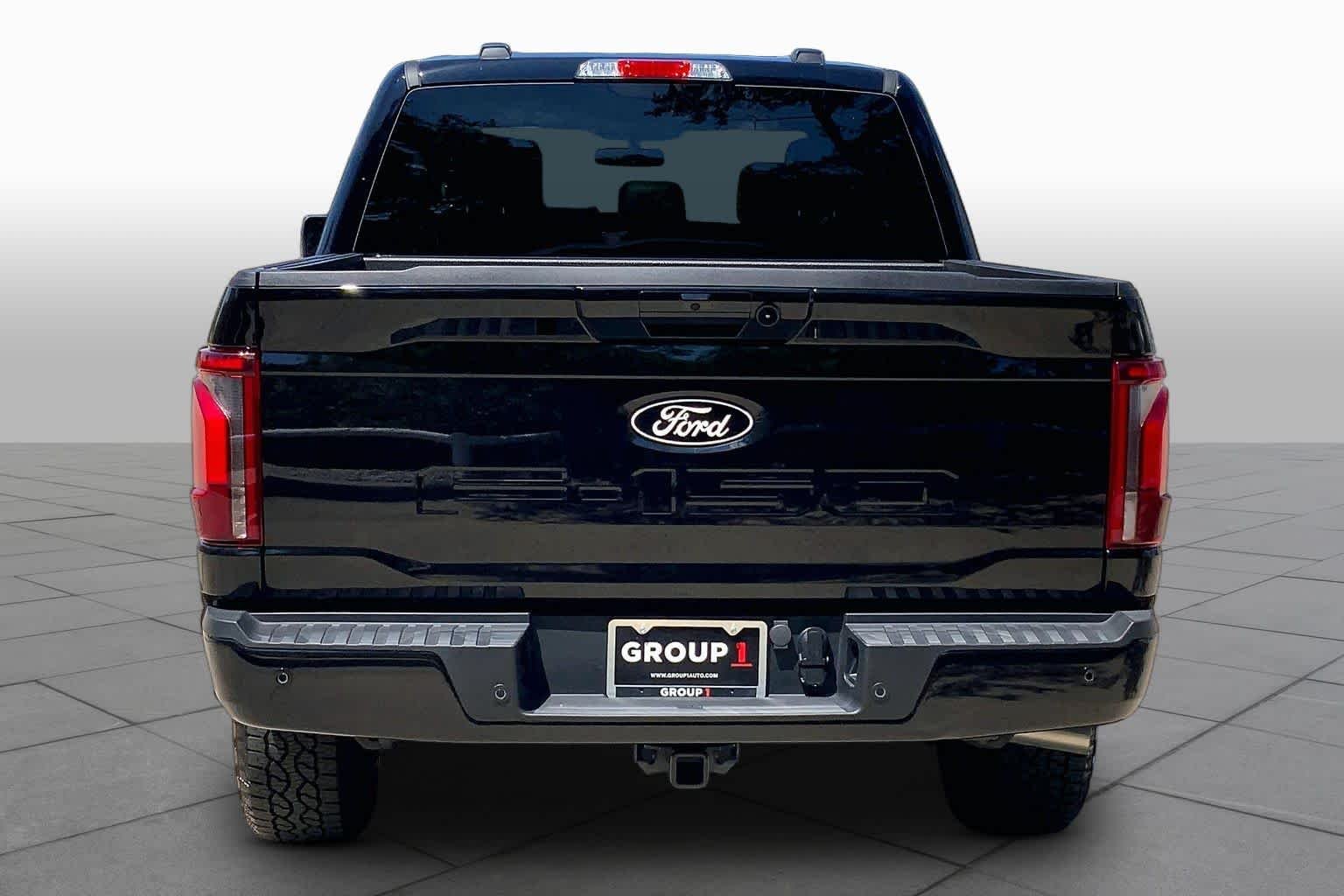 Used 2025 Agate Black Metallic Ford LARIAT image 8