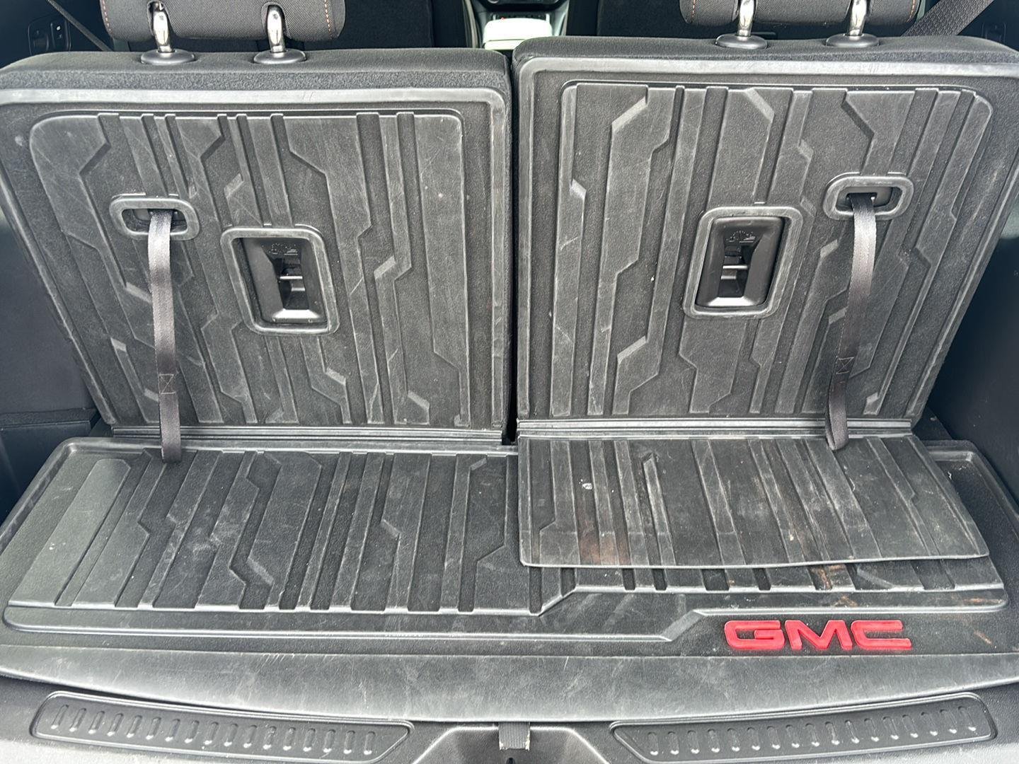 Used 2023 Summit White GMC AT4 image 34