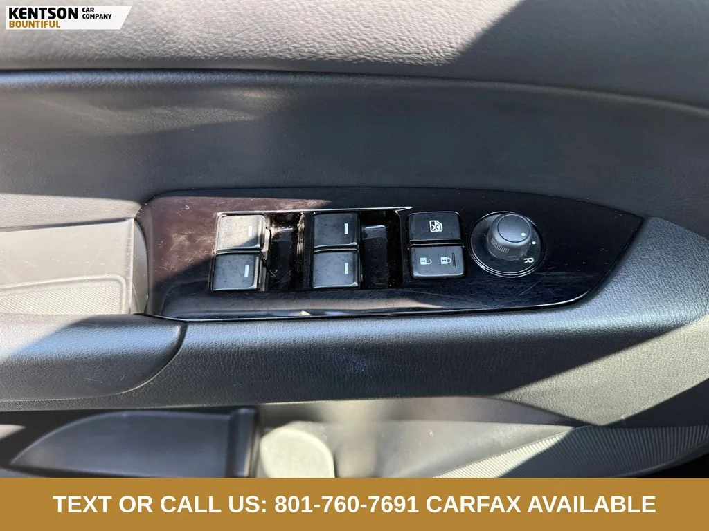 Used 2025 Black Mazda 2.5 S Preferred Package image 19