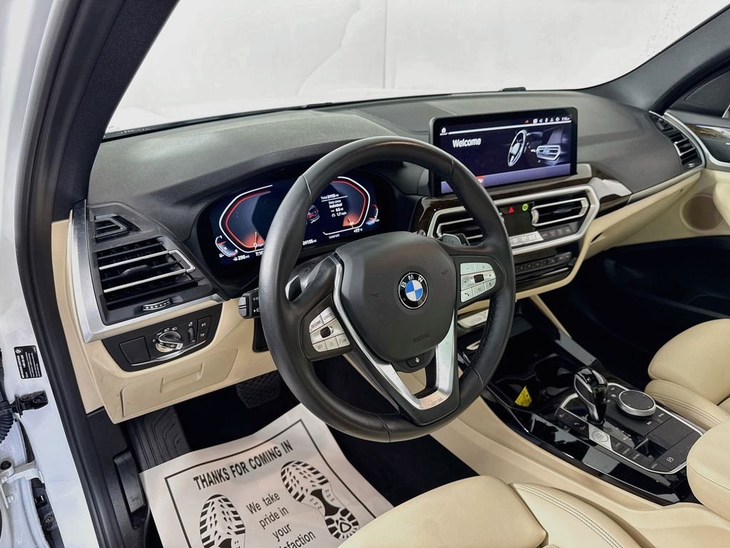 Used 2022 Alpine White BMW sDrive30i image 15