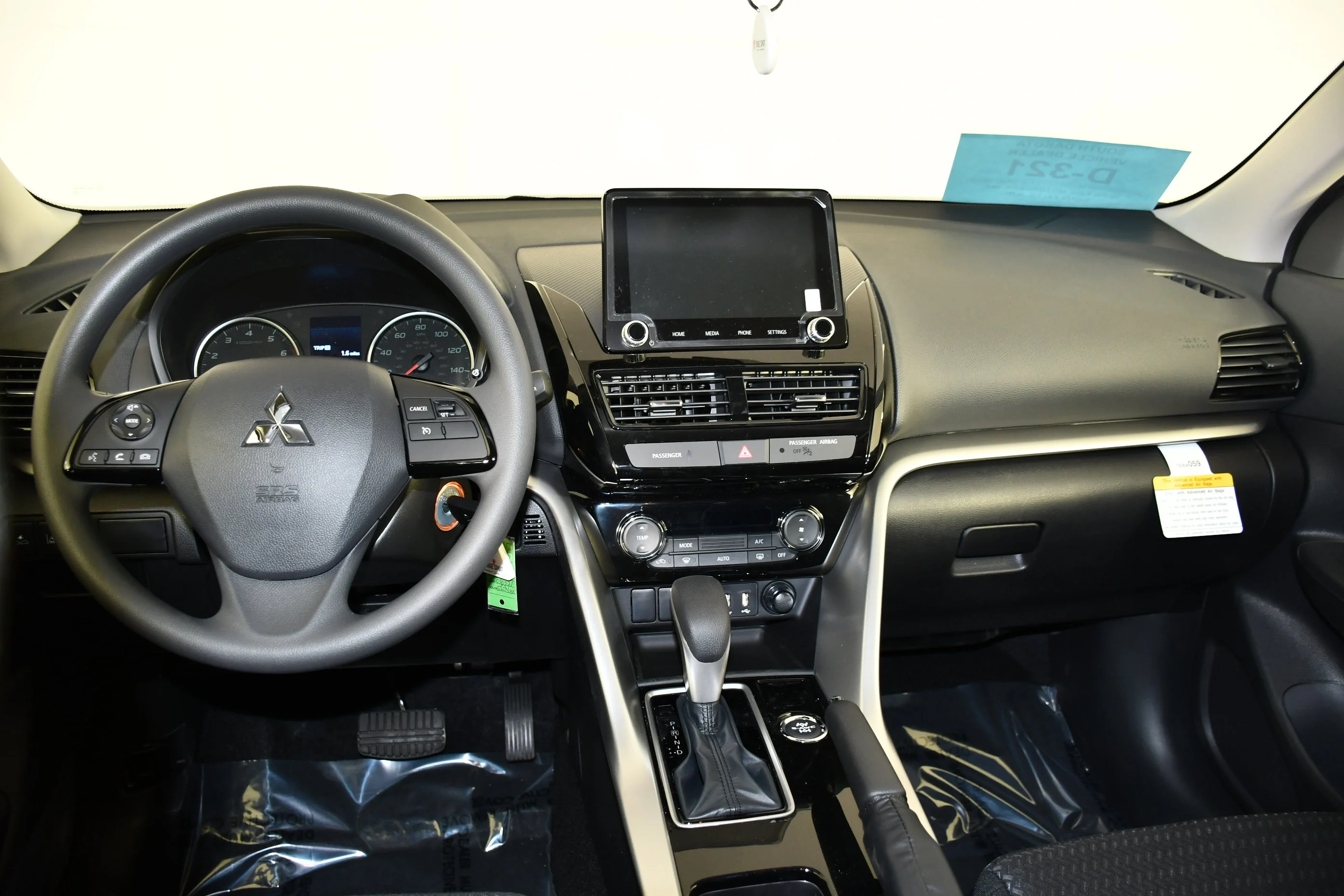 New 2026 White Diamond Mitsubishi ES image 11