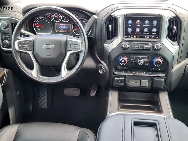 Used 2021 Gray Chevrolet RST image 28