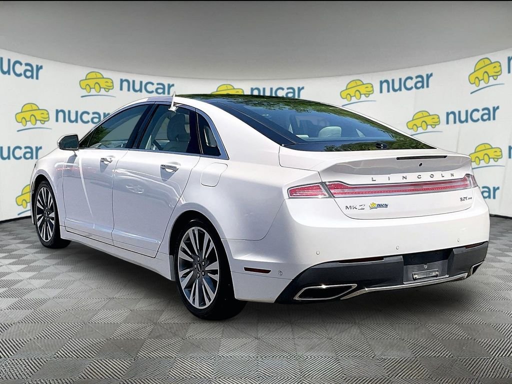 Used 2017 White Lincoln Reserve image 4