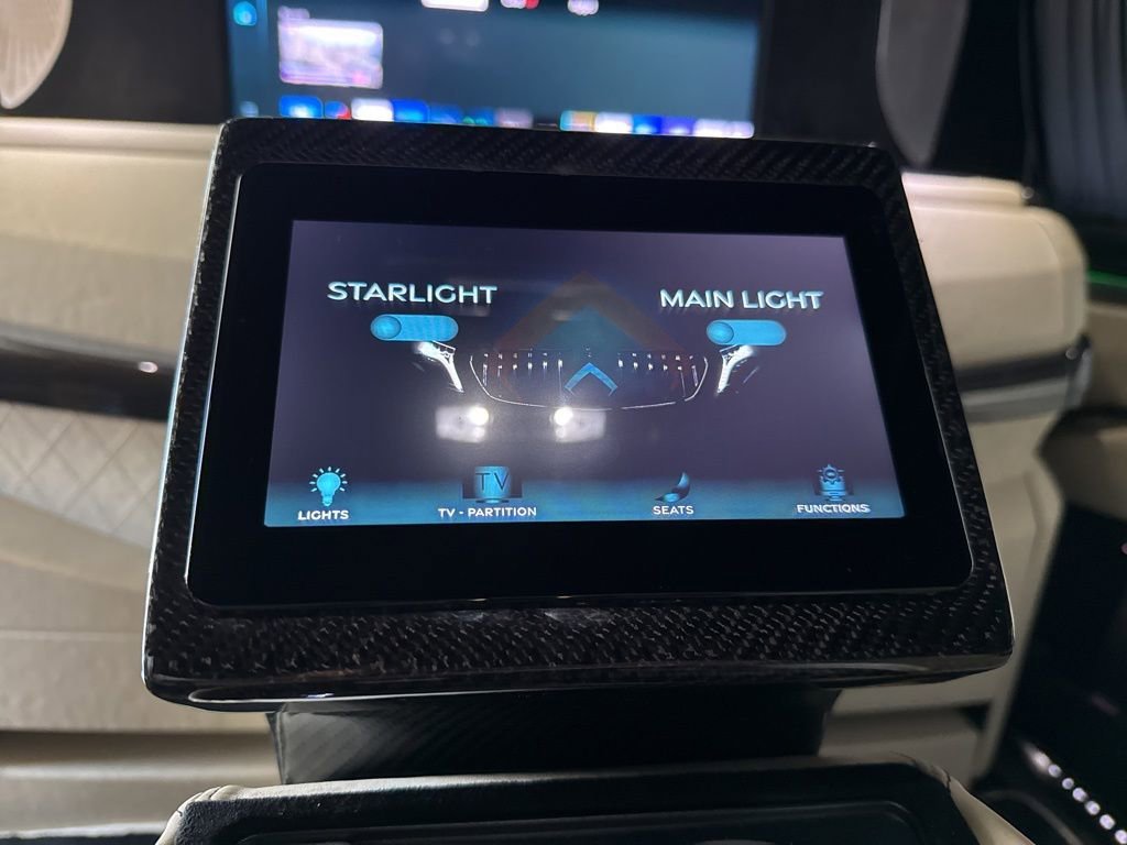 2025 Cadillac Escalade ESV Sport Platinum - Photo 23