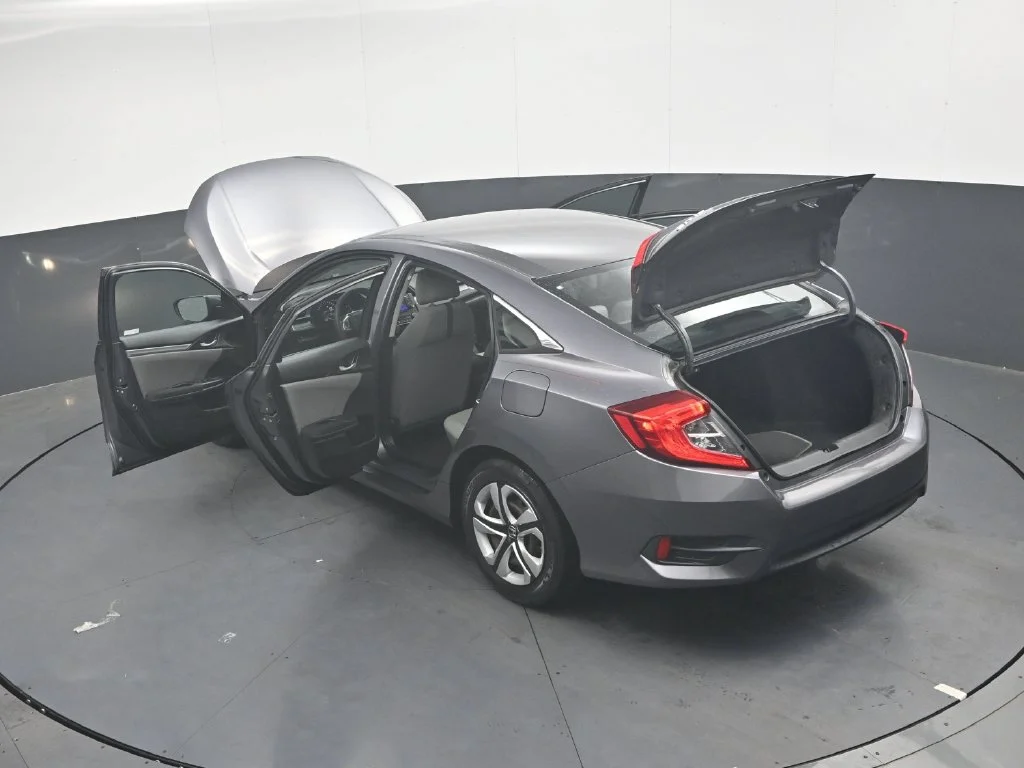 Certified Used 2018 Lunar Silver Metallic Honda LX image 40