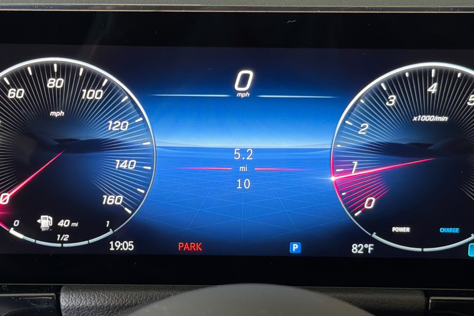 New 2026 Polar White Mercedes-Benz GLA 250 SUV image 24