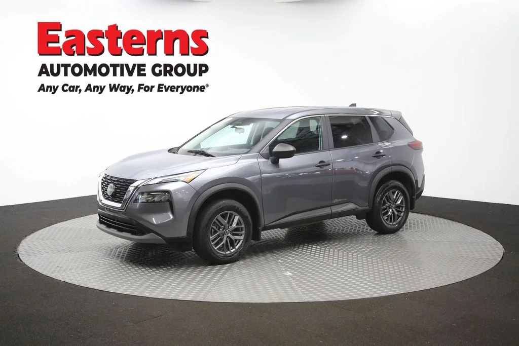 Used 2023 Gray Nissan S image 58
