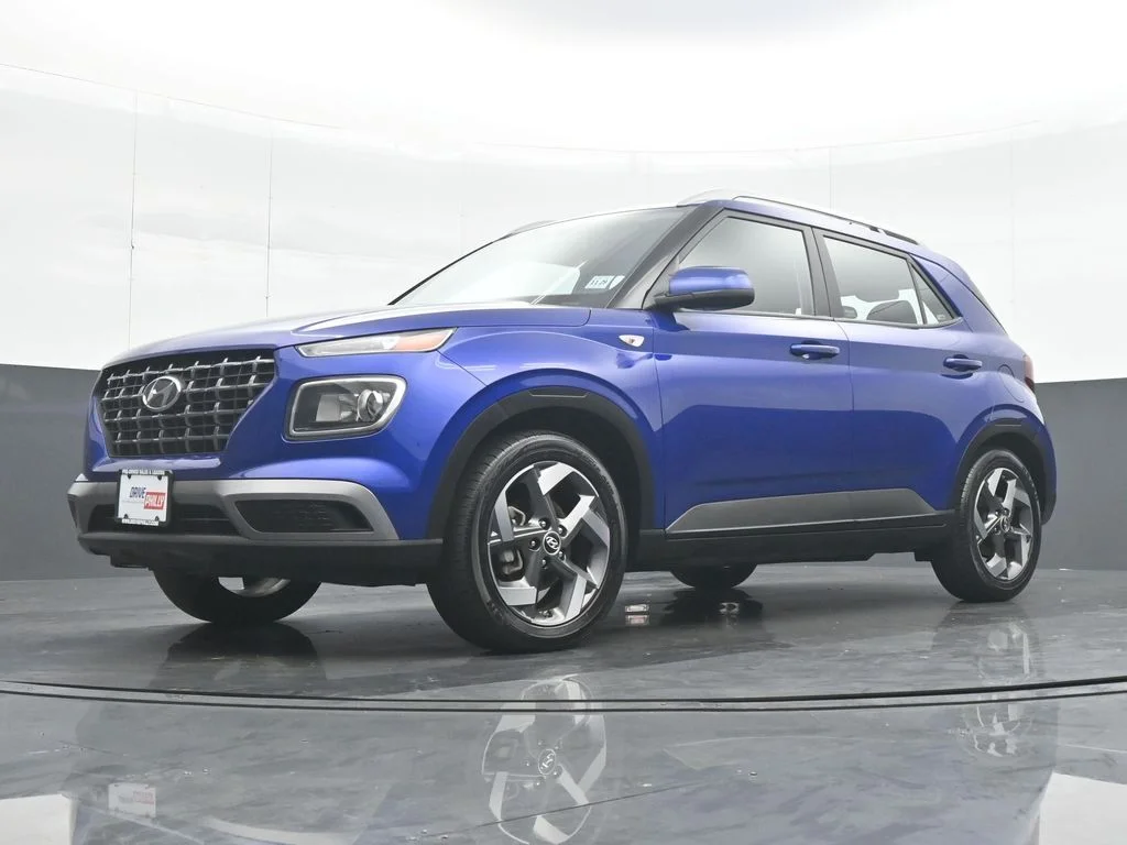 Used 2025 Blue Hyundai SEL image 26
