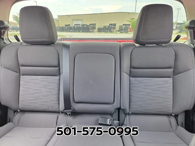 Used 2024 Red Alert NISSAN CREW CAB 4X2 SV image 11