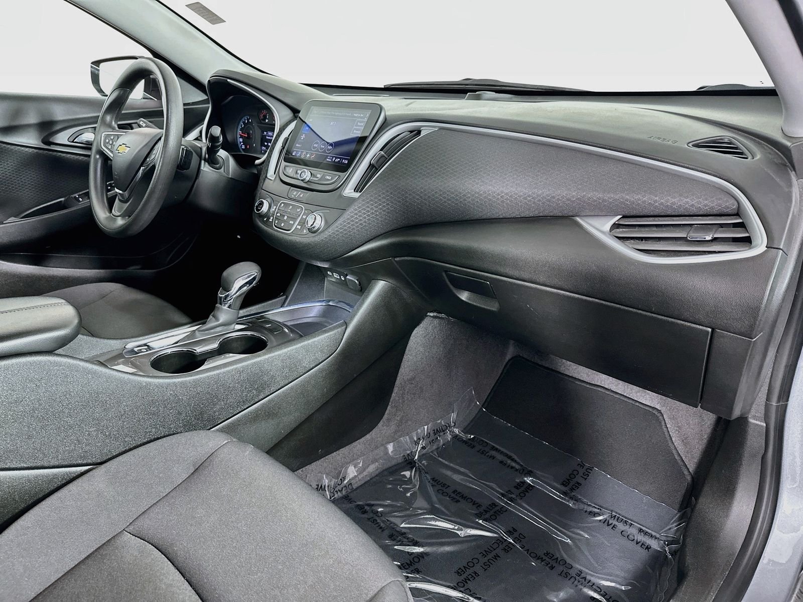 Used 2023 Sterling Gray Metallic Chevrolet LT image 30