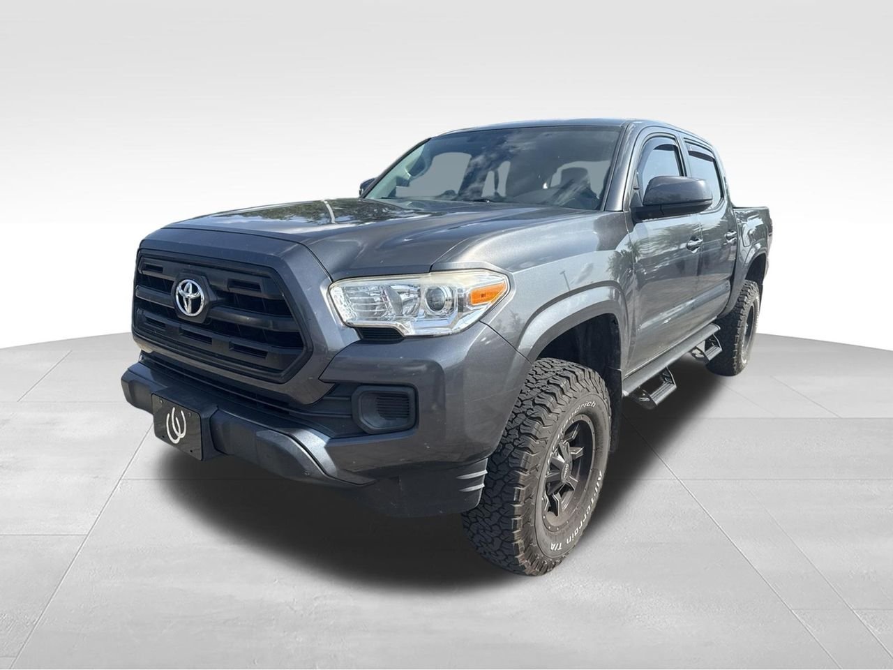 Used 2017 Gray Toyota SR image 1