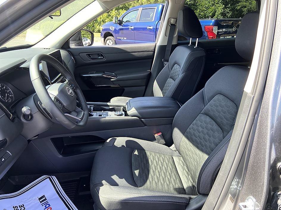 Certified Used 2026 Gun Metallic Nissan SV image 11