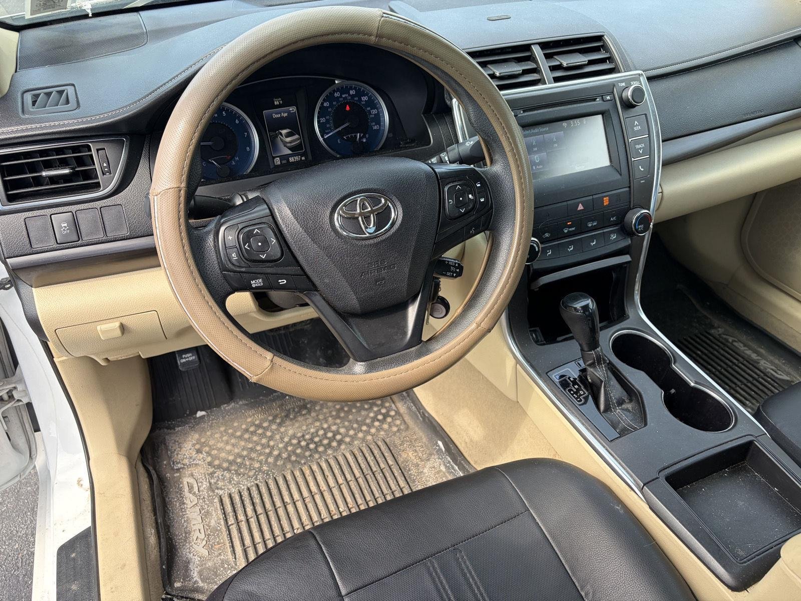 Used 2017 Super White Toyota XSE image 7