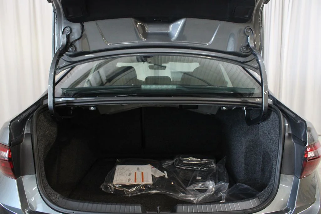 New 2026 Silver Volkswagen 1.5T Sport image 30