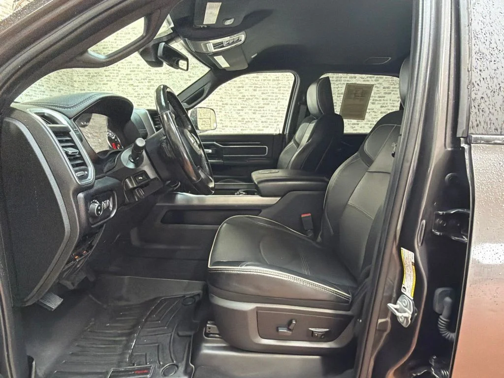 Used 2021 Granite Crystal Metallic Clearcoat Ram Laramie image 23