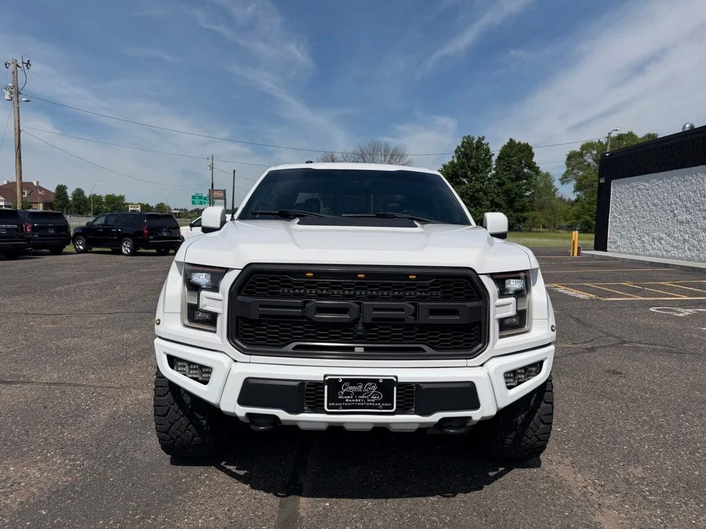 Used 2018  Ford Raptor image 14