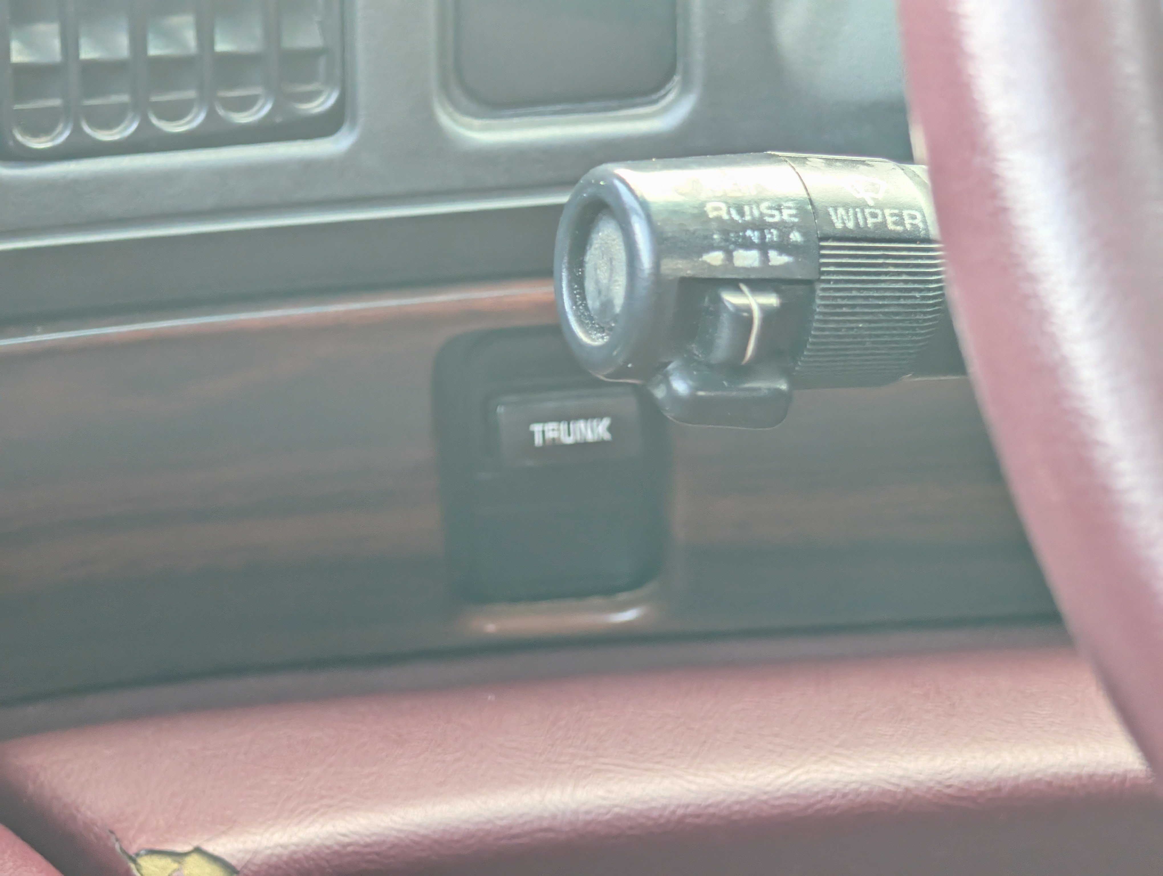 Used 1997 Brown Buick Custom image 25