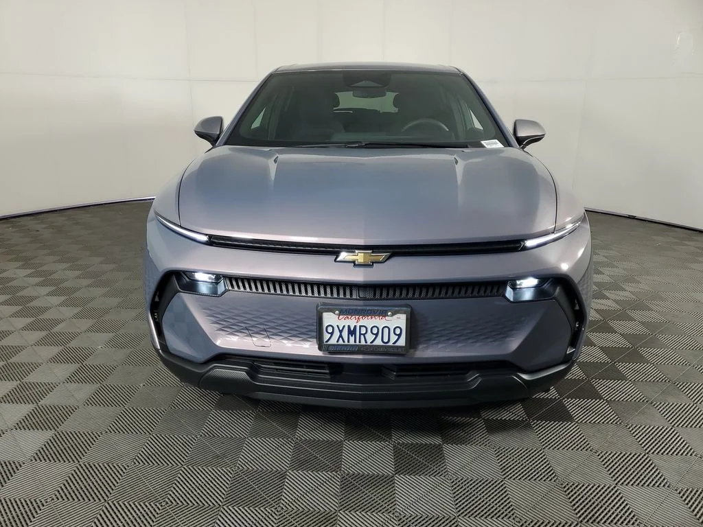 Used 2026 Gray Chevrolet LT image 9