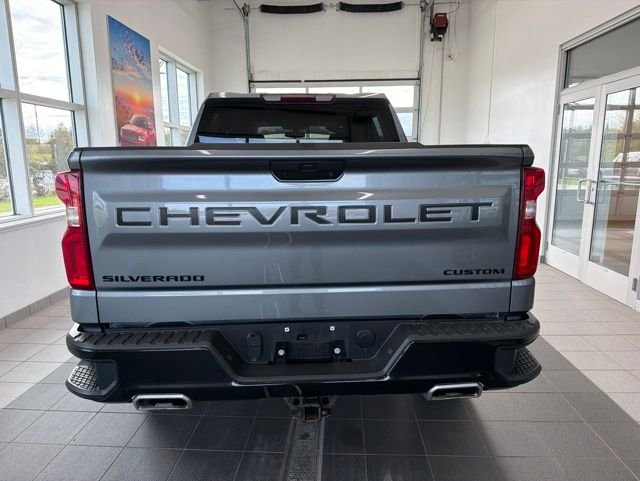 Used 2021 Gray Chevrolet Custom Trail Boss image 4
