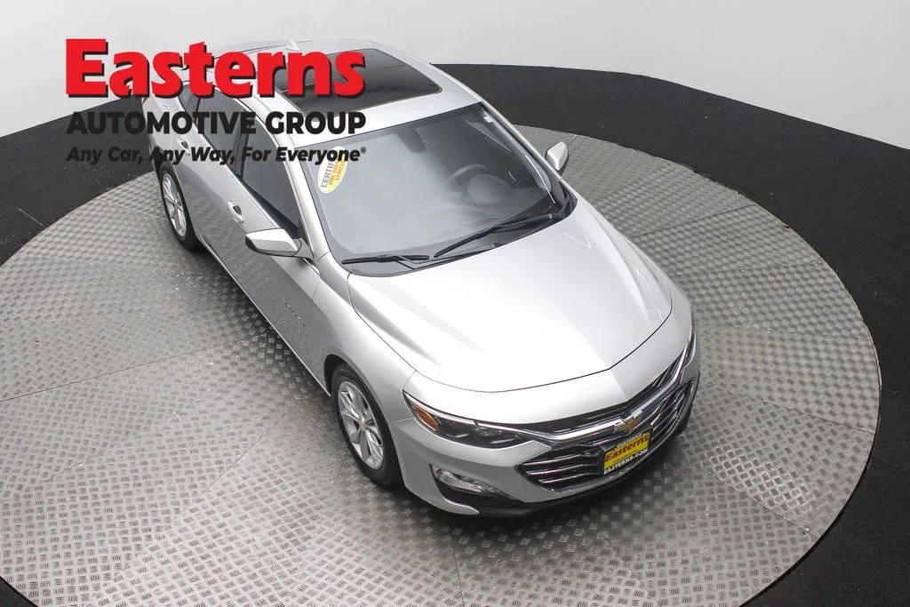 Used 2022 Silver Chevrolet LT image 3
