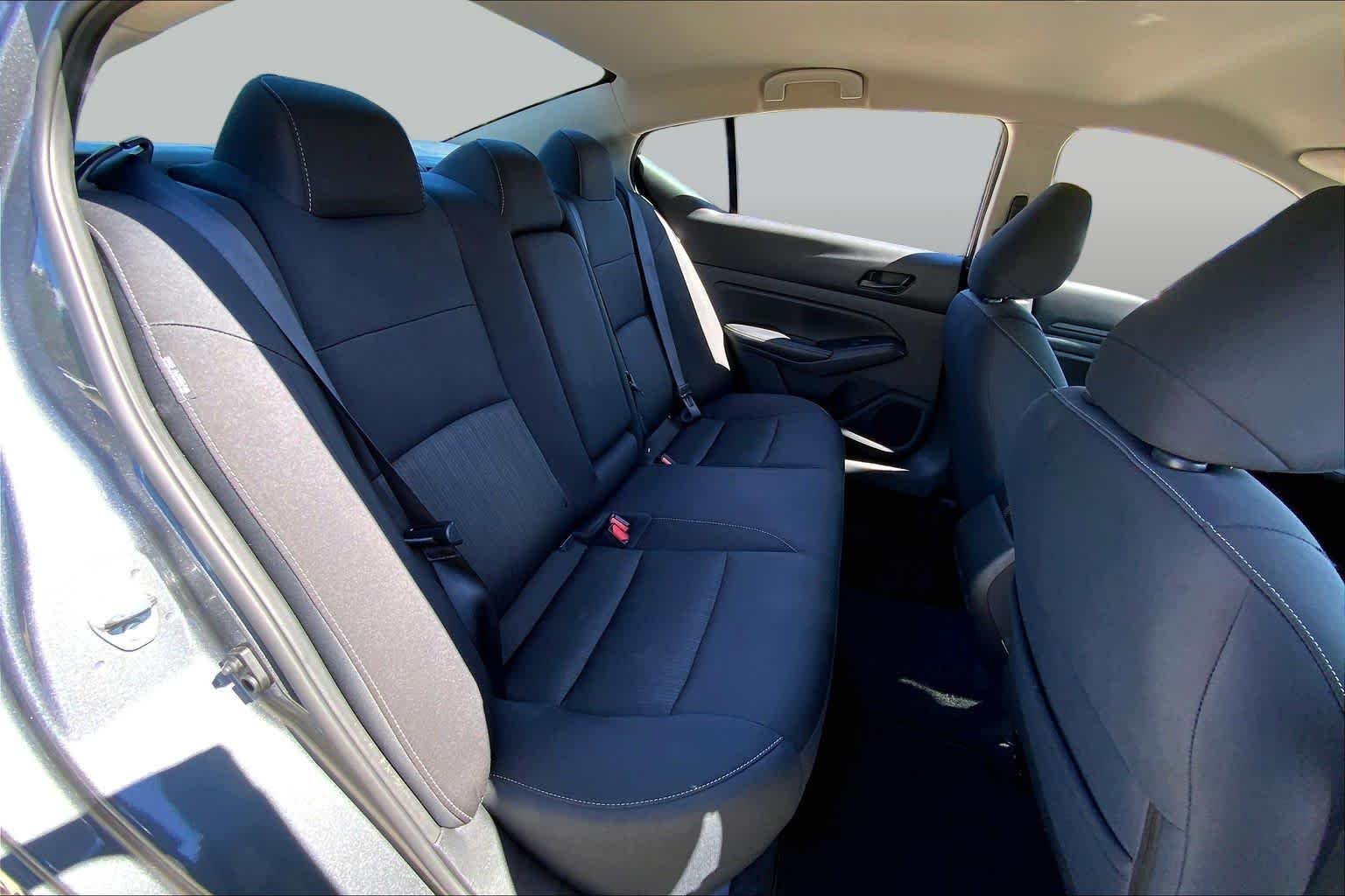 Used 2024 Gun Metallic Nissan 2.5 SV image 19