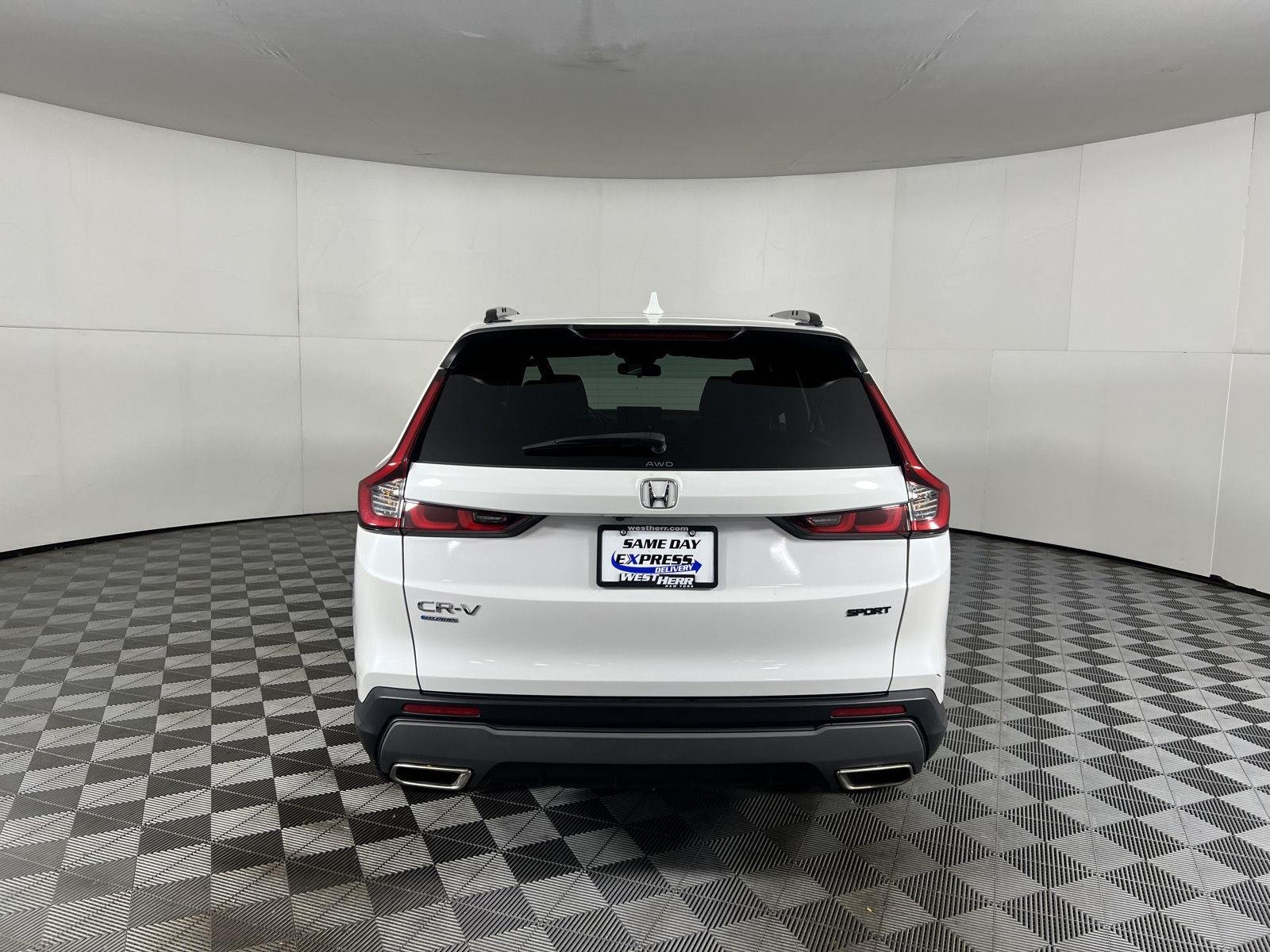 Used 2024 Platinum White Pearl Honda Sport image 8