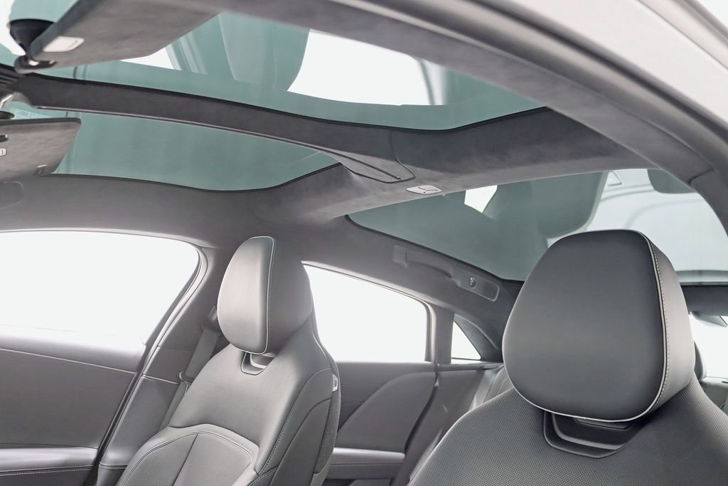 2023 Lucid Air Touring - Photo 37