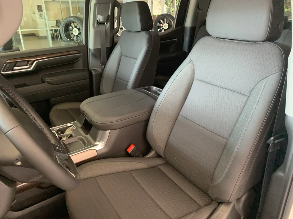 2026 Chevrolet Silverado 1500 RST - Photo 12