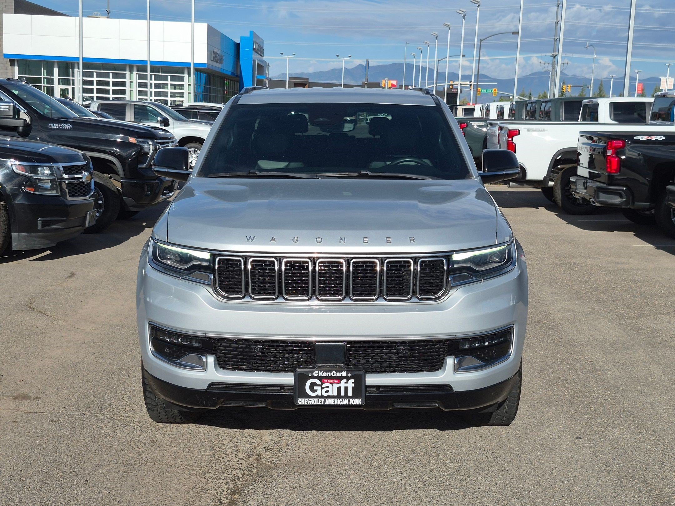 Used 2023 Silver Zynith Jeep Base image 9