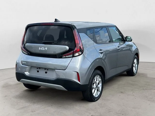 Used 2024 Steel Gray Kia LX image 5