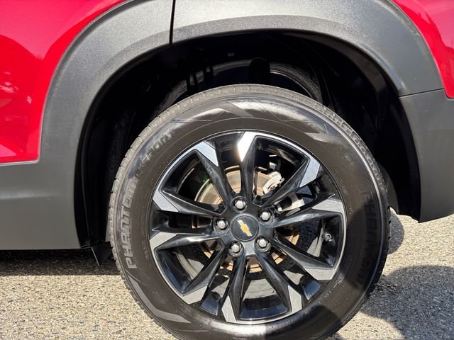 Used 2022 Crimson Chevrolet LT image 26