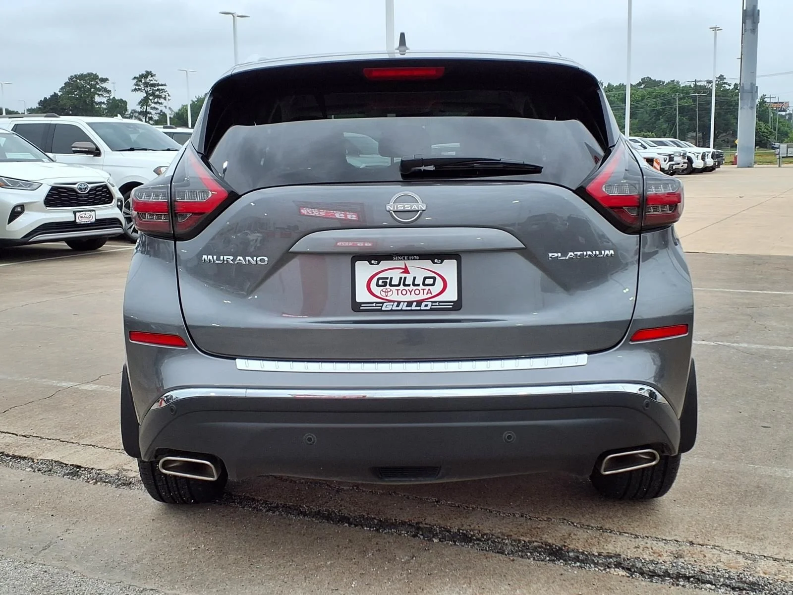 Used 2023 Gray Nissan Platinum image 7