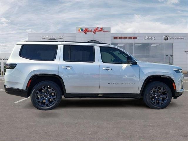 New 2026 Silver-Zynith Exterior Paint Jeep Grand Wagoneer image 6