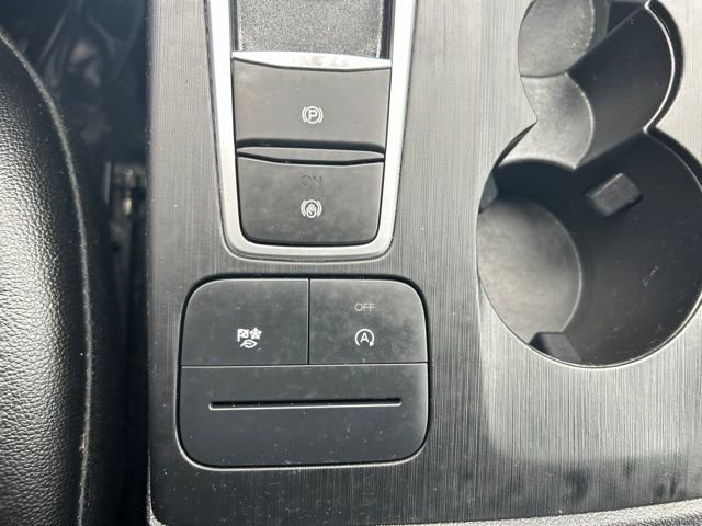 Used 2022 Blue Ford SEL image 20