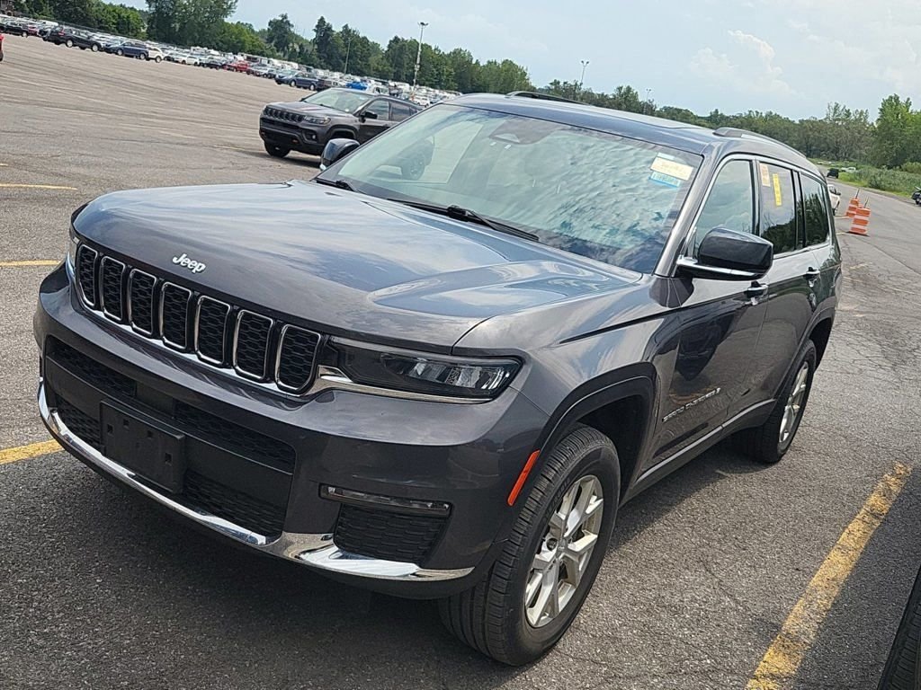 Used 2023 Gray Jeep Limited image 18