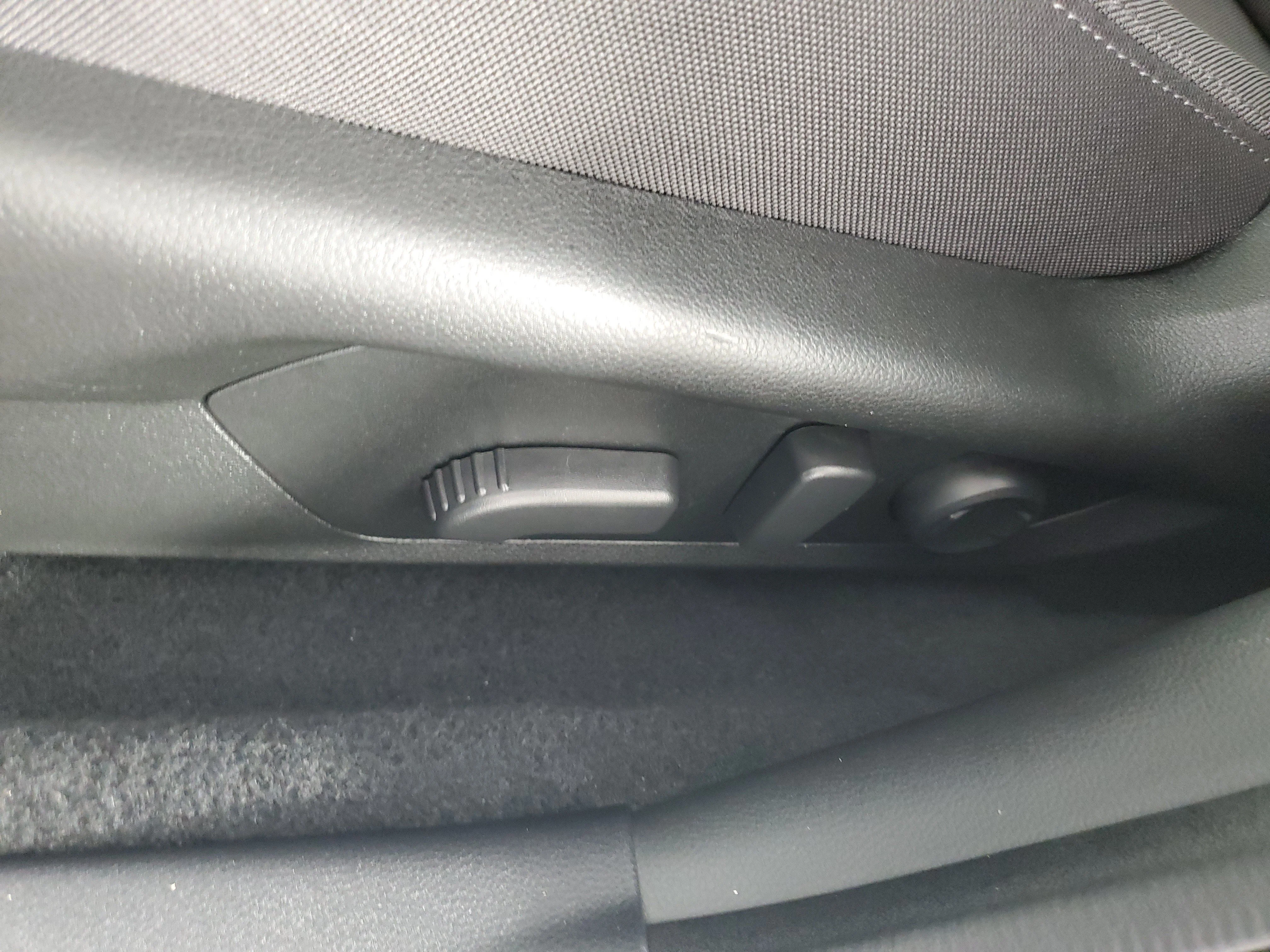 Certified Used 2025 Crystal White Pearl Subaru Premium image 30