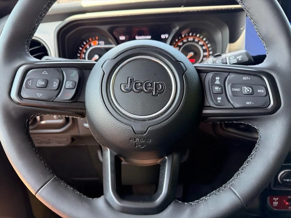 Used 2025 Green Jeep Willys image 17