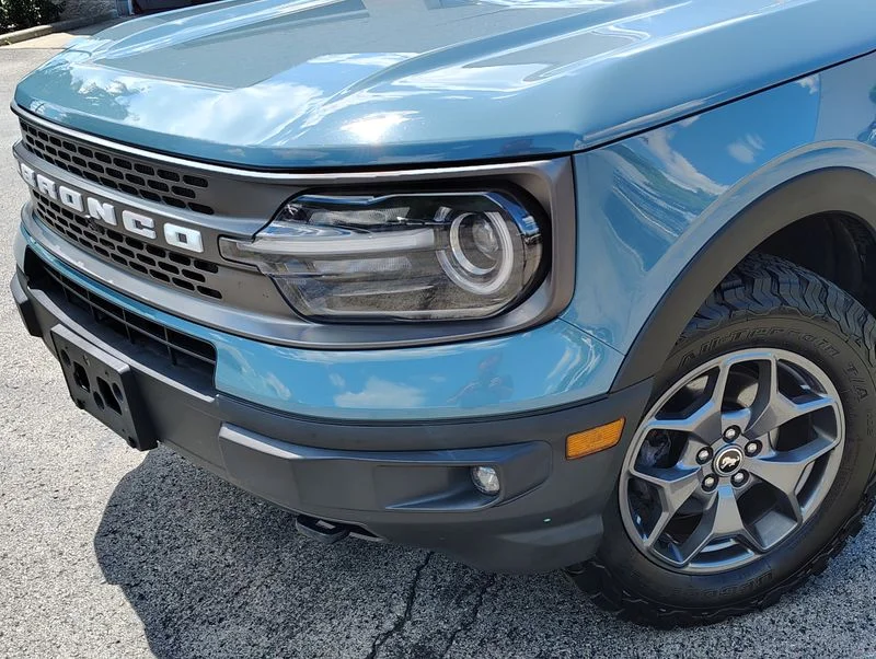 Used 2021  Ford Badlands image 2