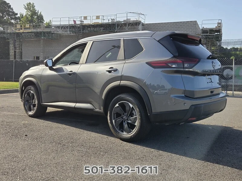 Used 2024 Gun Metallic NISSAN AWD SV image 3