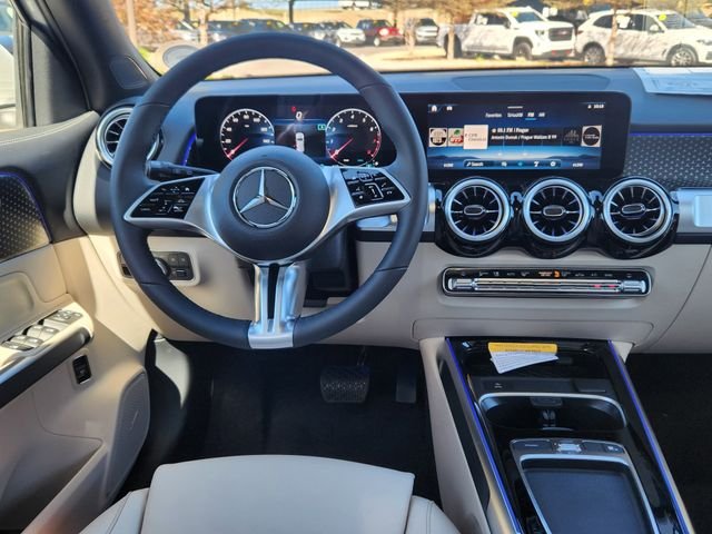 New 2026 Polar White Mercedes-Benz GLB 250 image 12